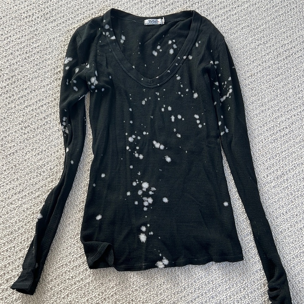 T2Love black waffle shirt